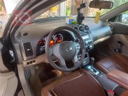 نيسان ألتيما